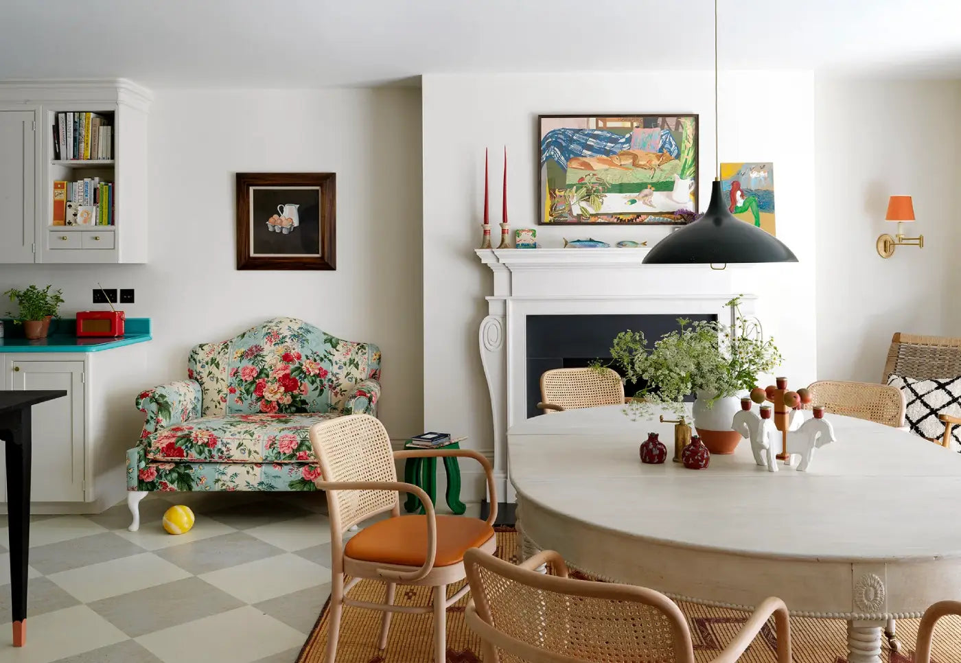 How Colour Makes a House, a Home